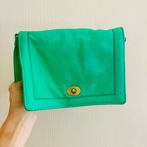 J. Crew Kelly Green Tillary Leather Prep School Old Money Crossbody Clutch Bag